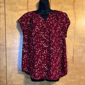 EUC 41 Hawthorne Red Floral Top
